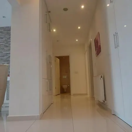 Appartement 4+1 Flat For In Burgazada, Adalar, Istanbul